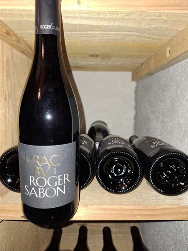 Lirac by Roger Sabon